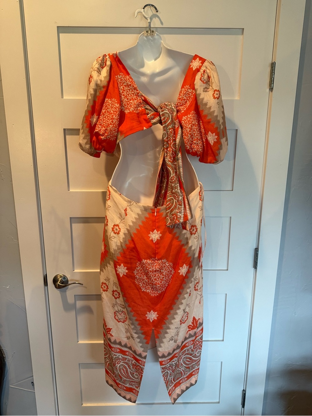 ANTONIO MELANI Orange and Cream Printed Puff-Sleeve Midi Dress - Picture 3 of 4